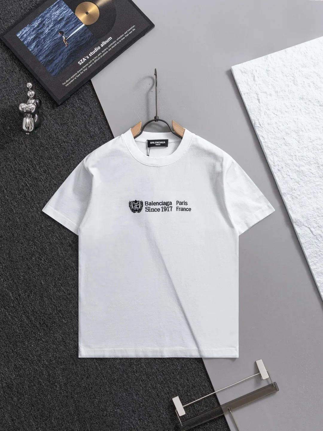 P100✨🔥 [BALENCIAGA] 2026FW short-sleeved T-shirt Premium 26s double yarn 300g fabric embroidery fraying process Color: Black White Green Size: S M L XL 2XL